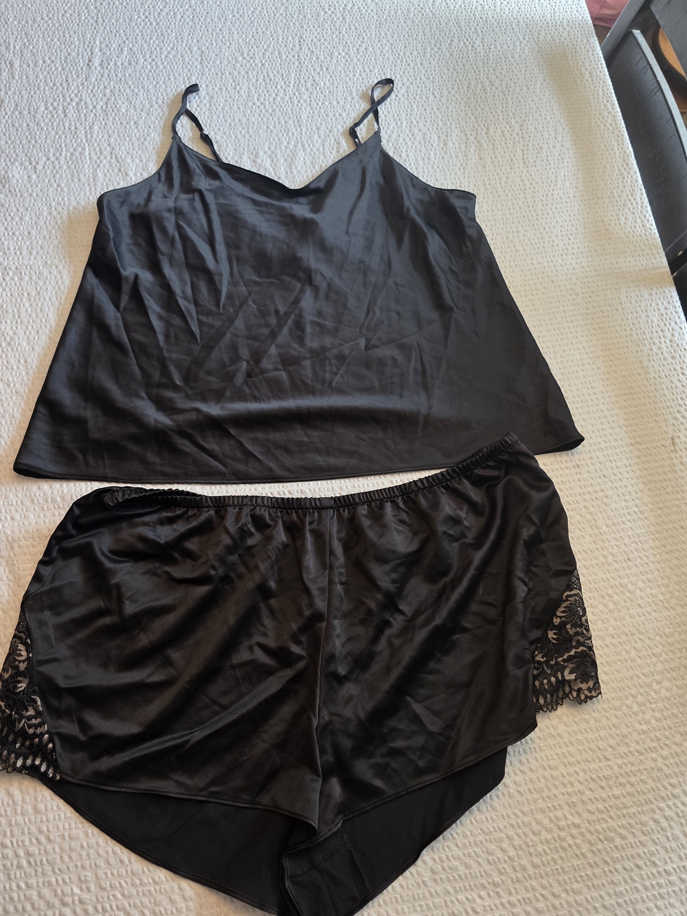 Women's Black Lace-Trim Satin Cami & Shorts Sleep Set L